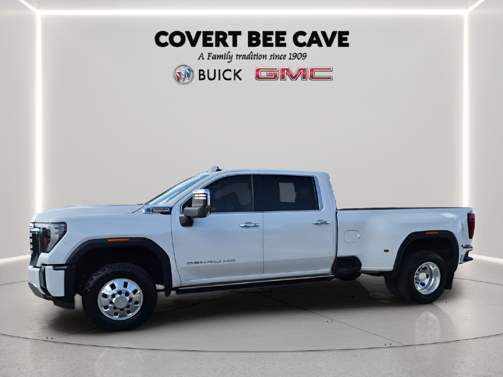 Used 2024 GMC Sierra 3500 Denali w/ Denali Reserve Package AWD/4WD image 4