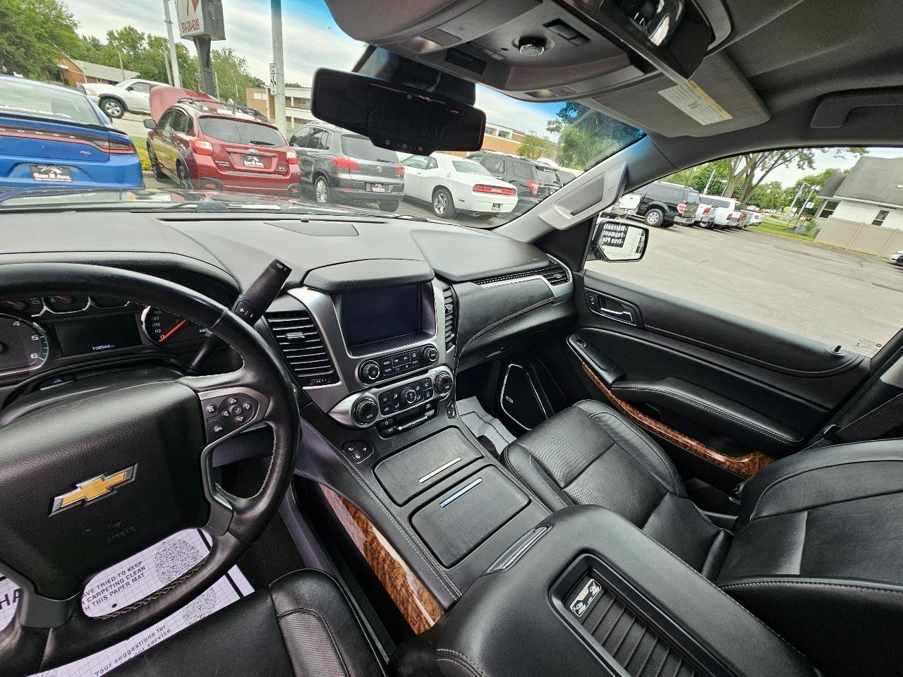Used 2017 Chevrolet Suburban Premier AWD/4WD image 20