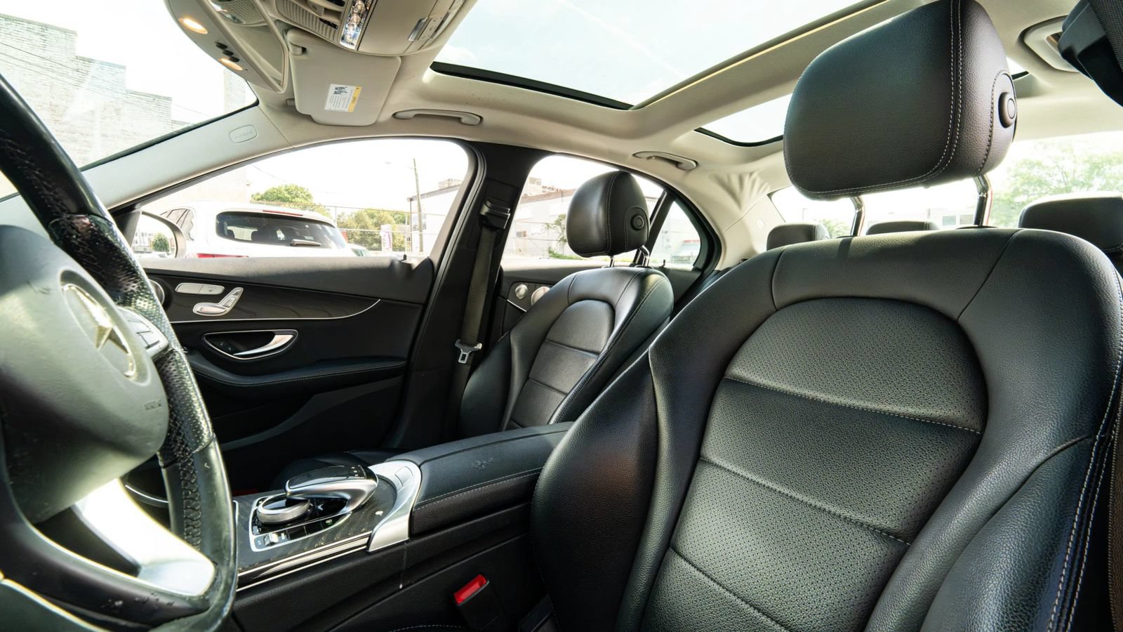 Used 2016 Mercedes-Benz C 300 4MATIC Sedan w/ Multimedia Package image 27