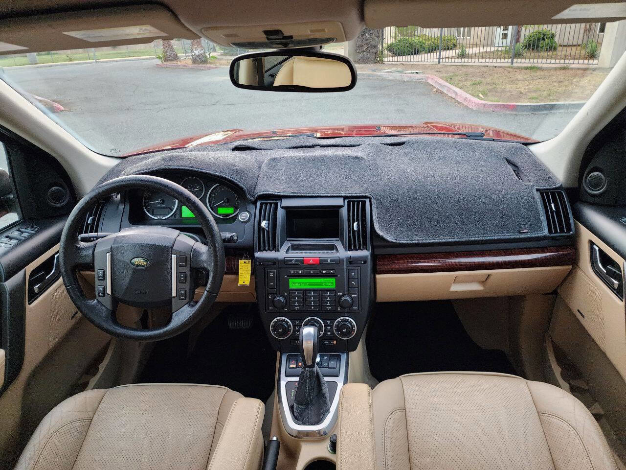 Used 2008 Land Rover LR2 HSE image 18