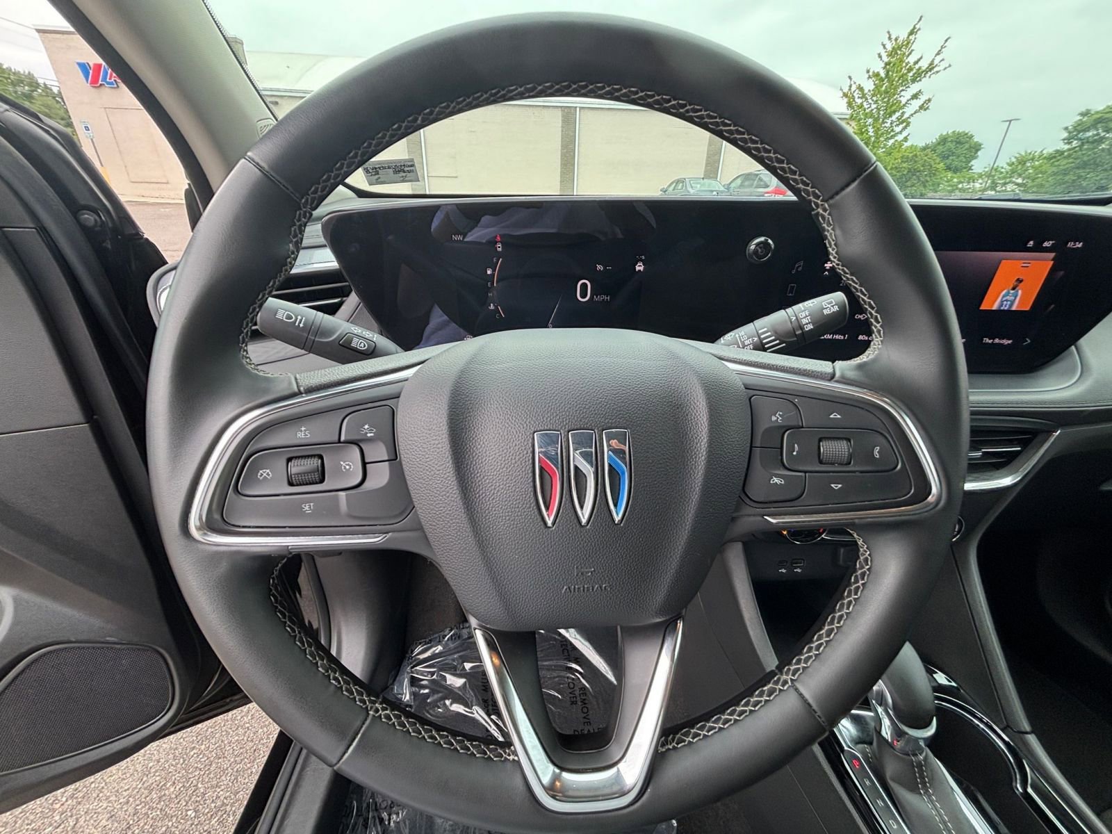Used 2025 Buick Encore GX Preferred FWD image 27