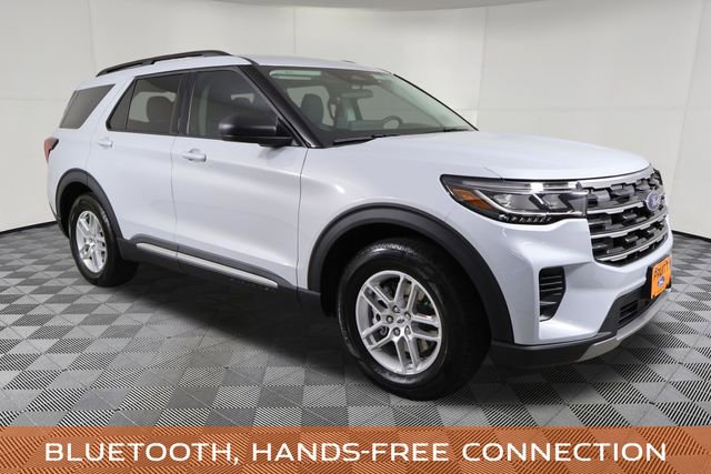 Used 2025 Ford Explorer Active RWD image 4