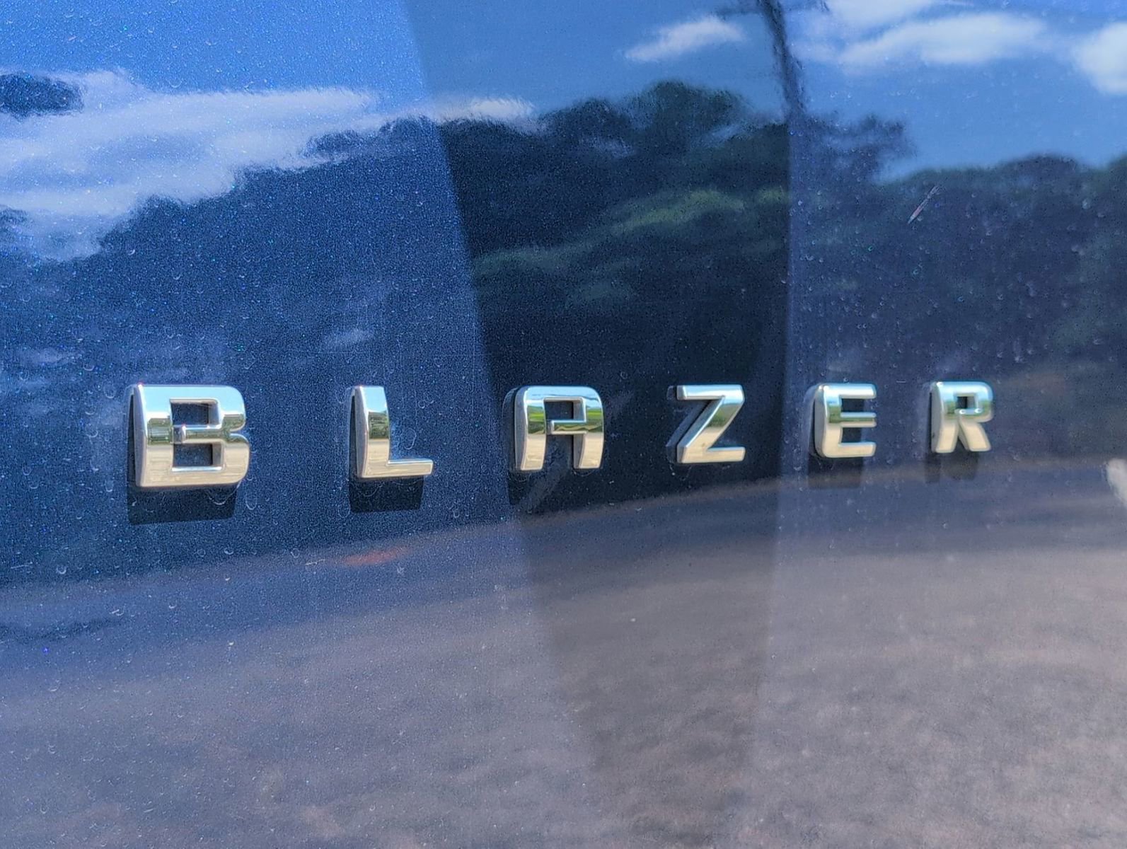 Used 2022 Chevrolet Blazer LT FWD image 9