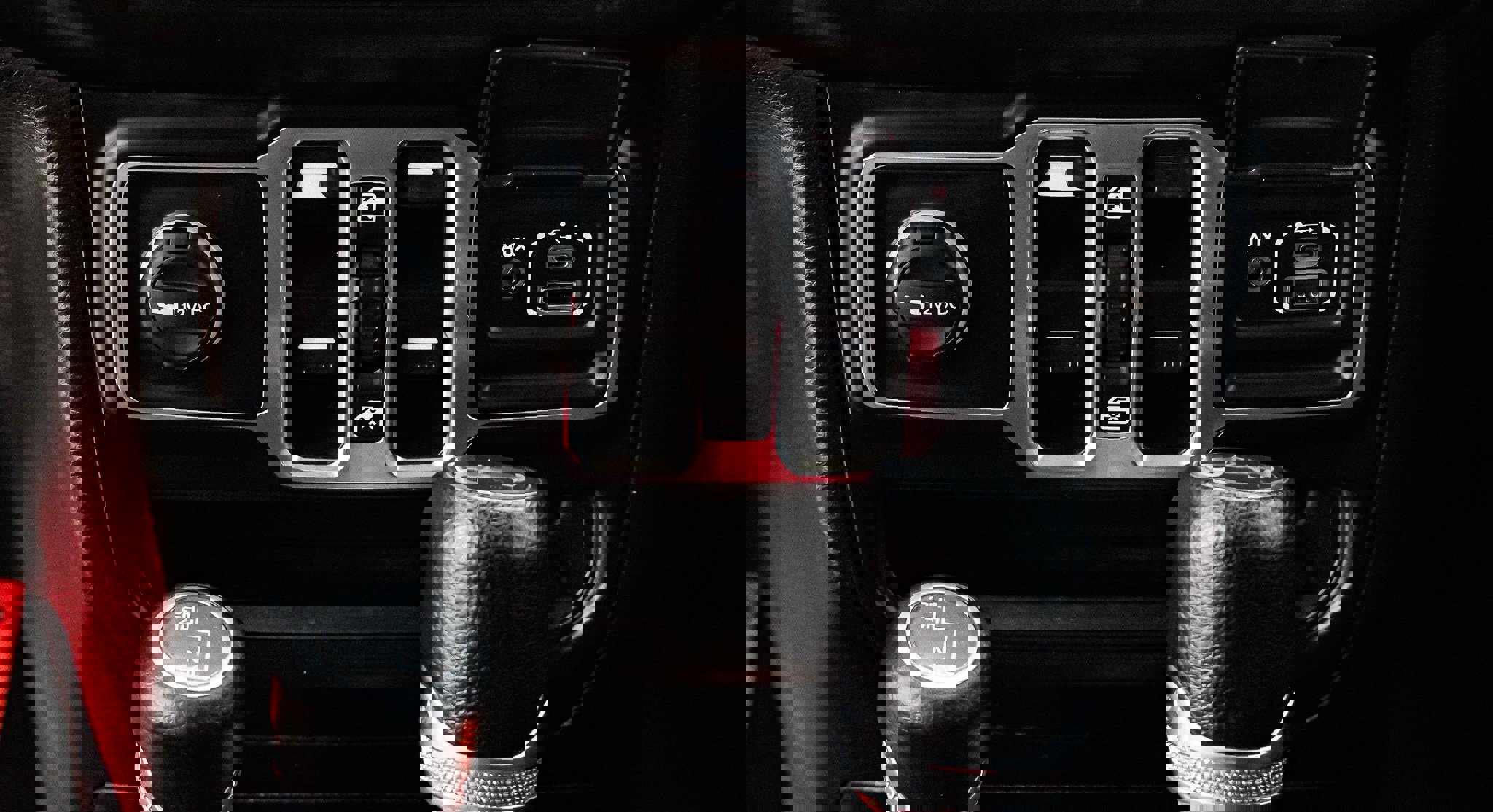 Used 2018 Jeep Wrangler Unlimited Sport S image 35