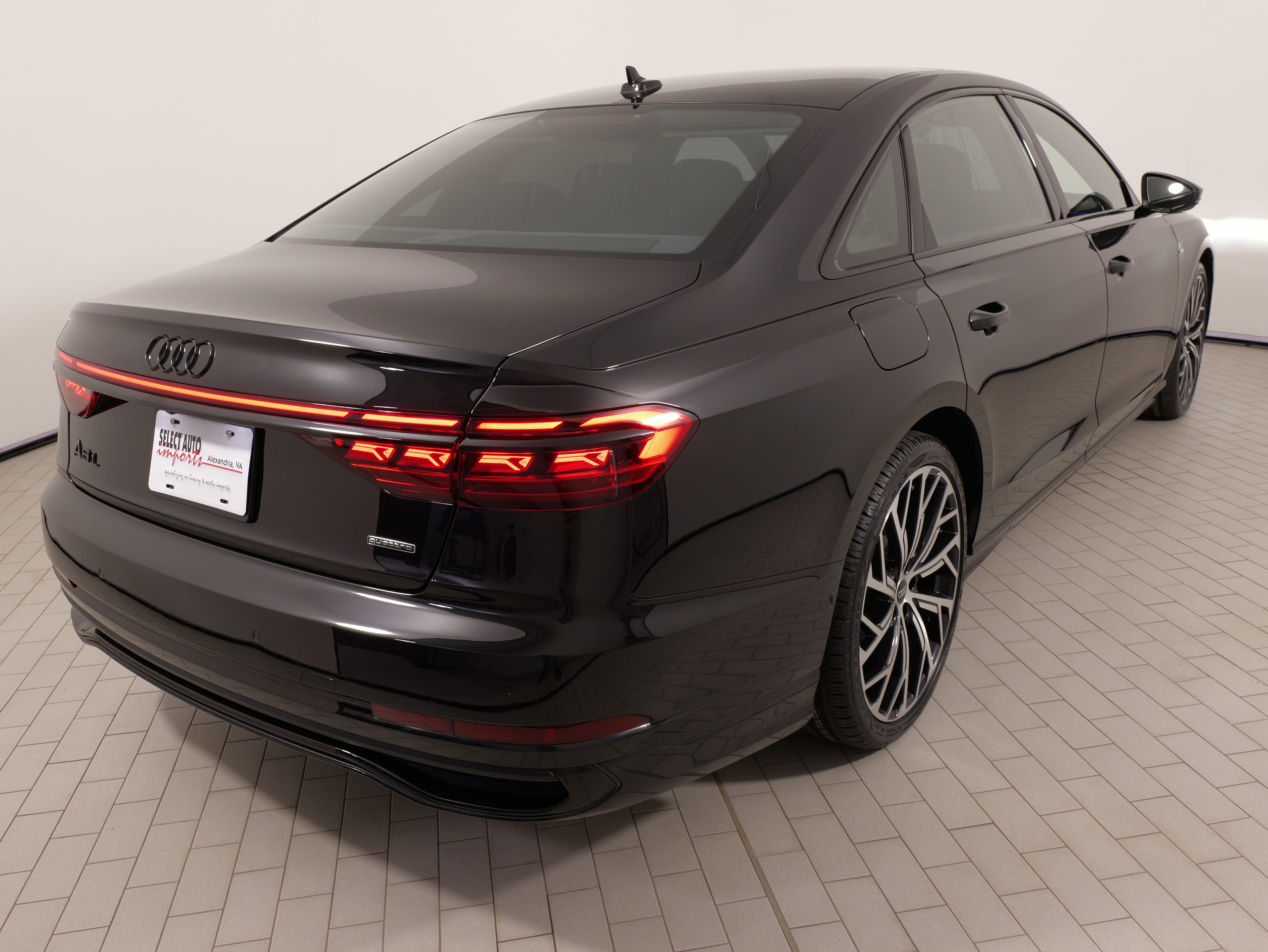 Used 2022 Audi A8 L 3.0T w/ Executive Package AWD/4WD image 13