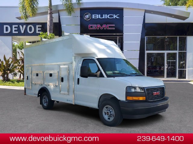 New 2026 GMC Savana 3500 w/ Power Convenience Package RWD 360° Tour