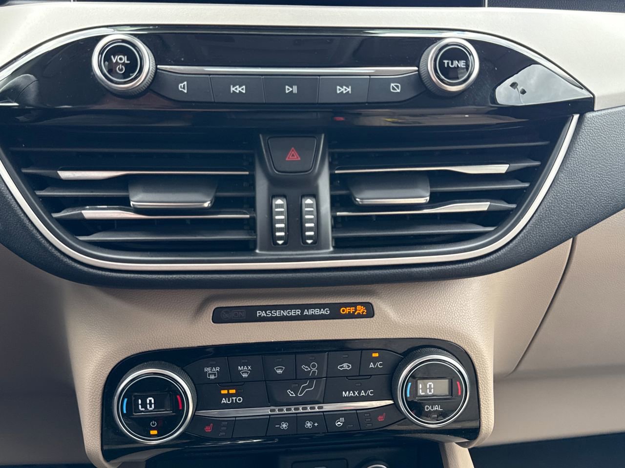 Used 2021 Ford Escape SEL image 21