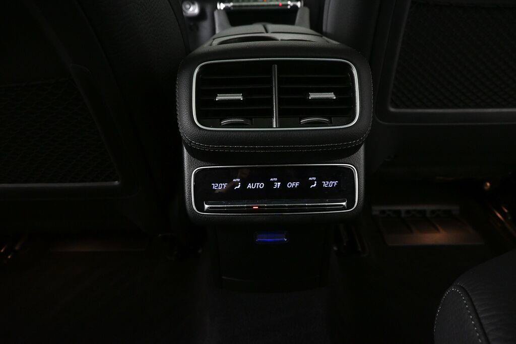Used 2025 Mercedes-Benz GLS 580 4MATIC image 18