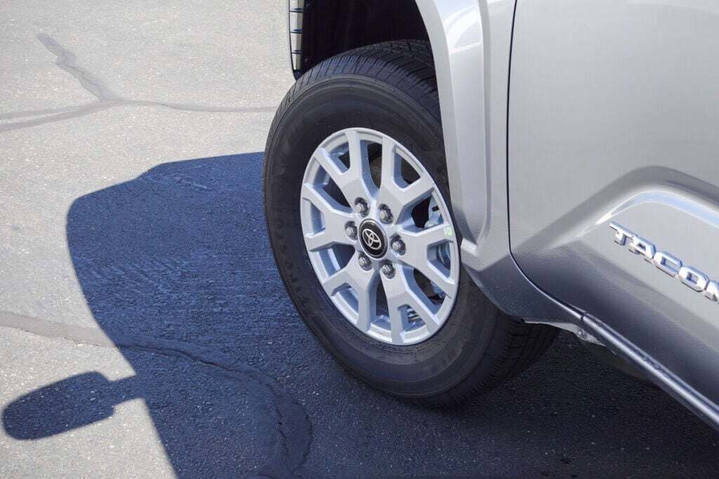 New 2025 Toyota Tacoma SR5 image 8