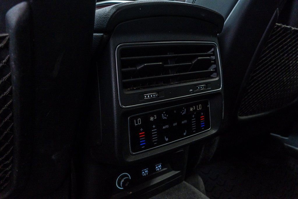 Used 2019 Audi Q8 Premium Plus image 30