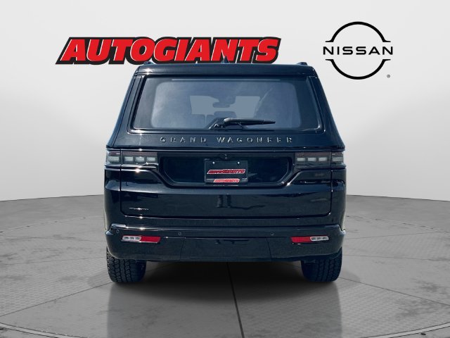 Used 2023 Jeep Grand Wagoneer Series III w/ Rear Seat Video Group 1 AWD/4WD image 5