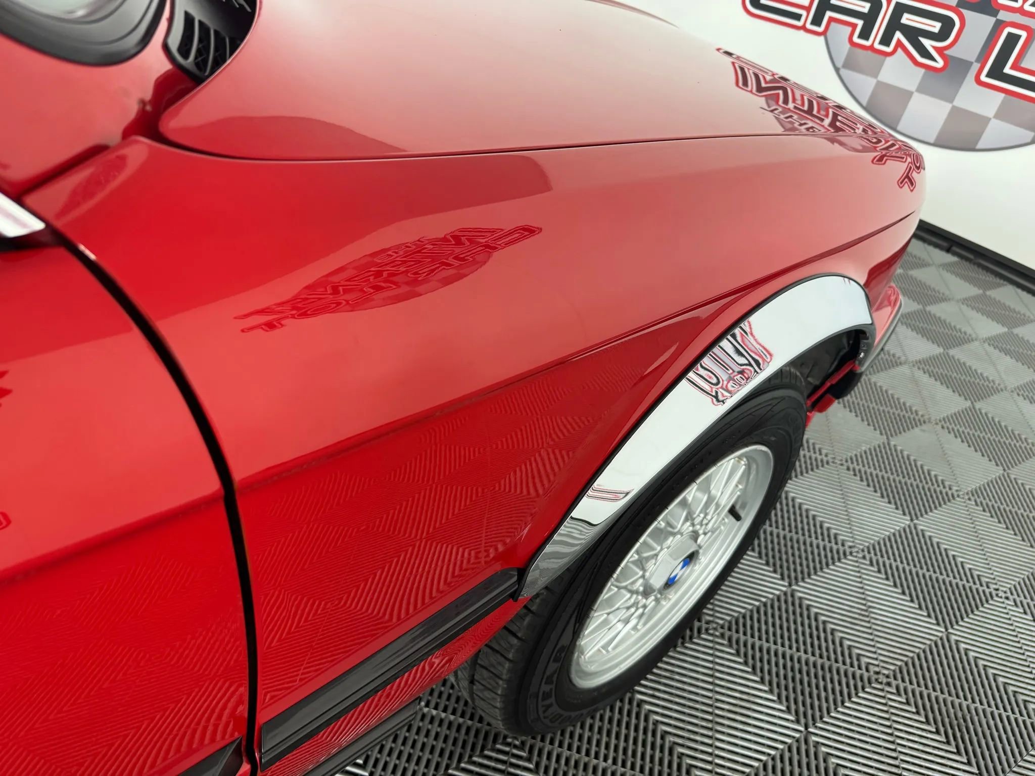 Used 1991 BMW 325i Convertible RWD image 40