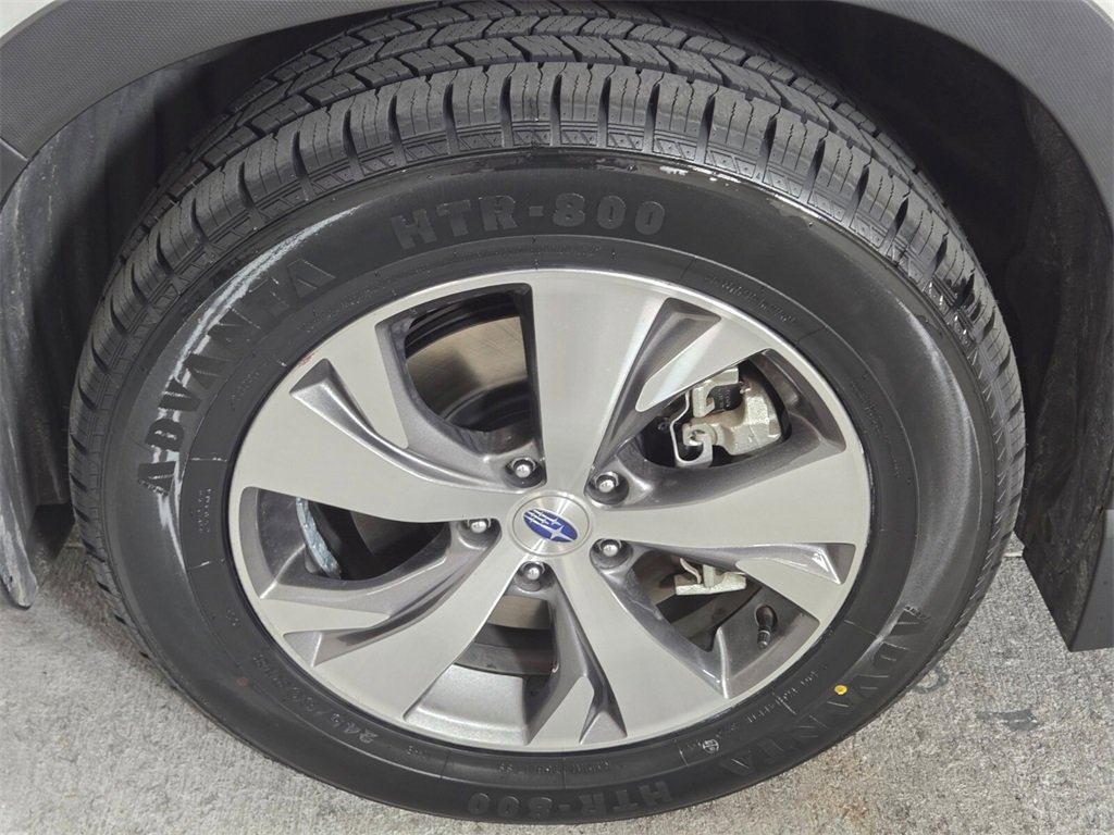 Certified 2021 Subaru Ascent Premium w/ Convenience Package image 11