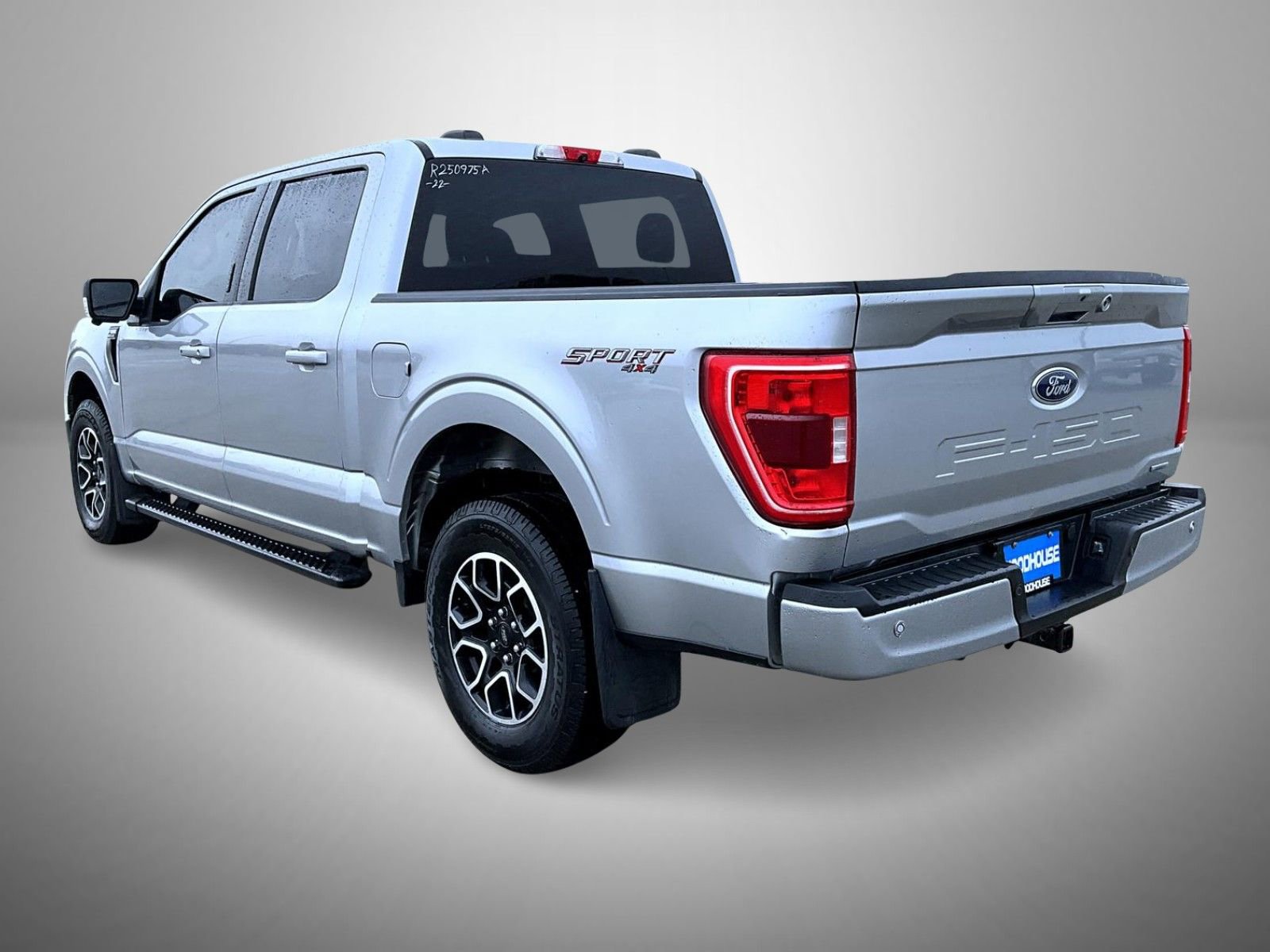 Used 2022 Ford F150 XLT w/ Equipment Group 302A High AWD/4WD image 7