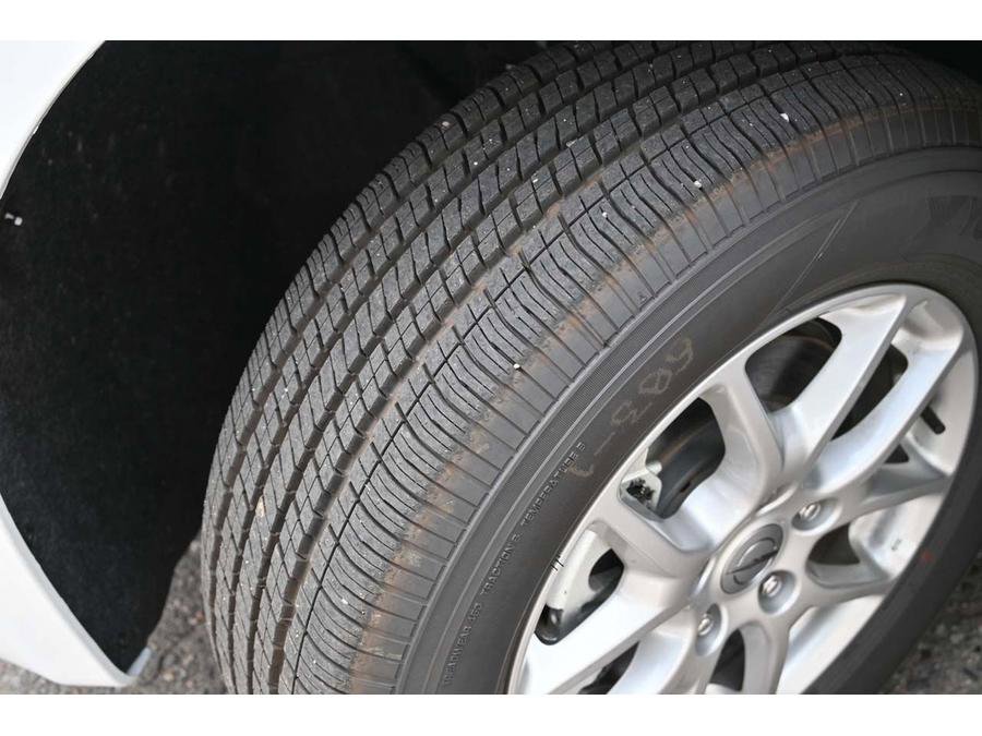 New 2025 Chrysler Voyager LX image 11