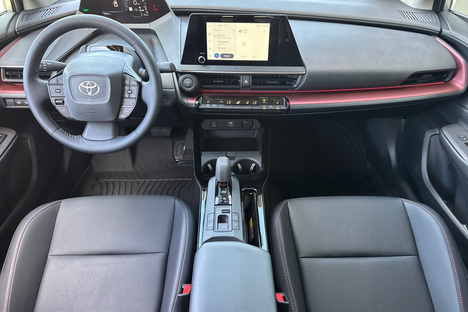 New 2027 Toyota Prius Plug-In Hybrid FWD image 15