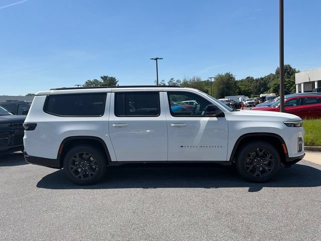 New 2026 Jeep Grand Wagoneer L Limited w/ Premium Group II AWD/4WD image 9