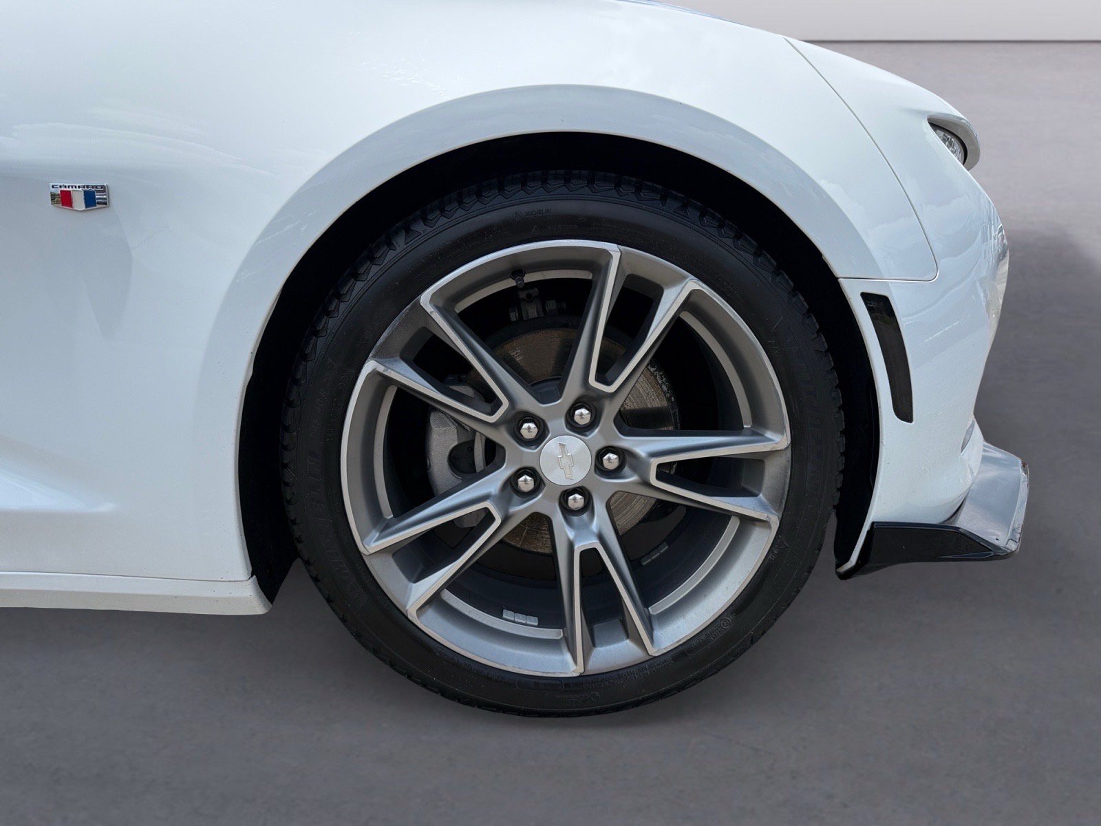 Used 2019 Chevrolet Camaro LT w/ RS Package RWD image 9