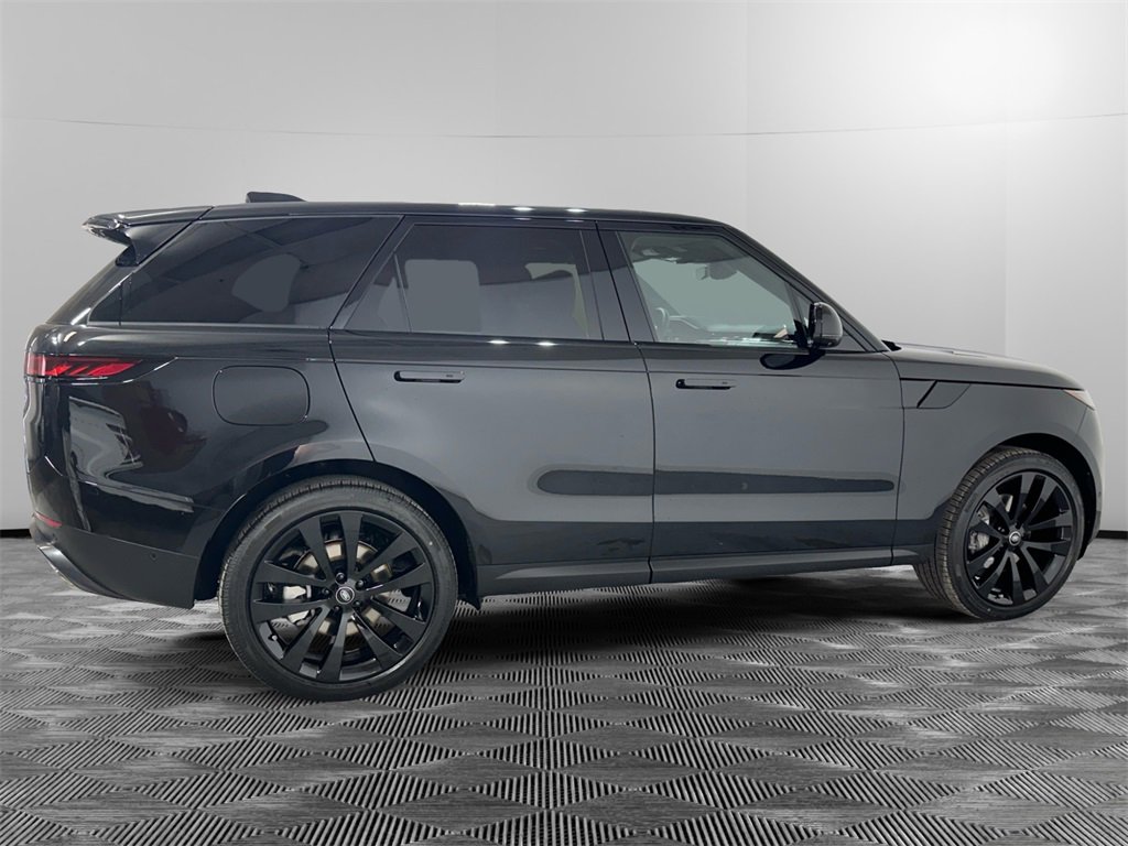 New 2025 Land Rover Range Rover Sport SE image 6