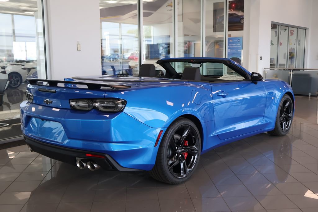 Used 2024 Chevrolet Camaro SS RWD image 7