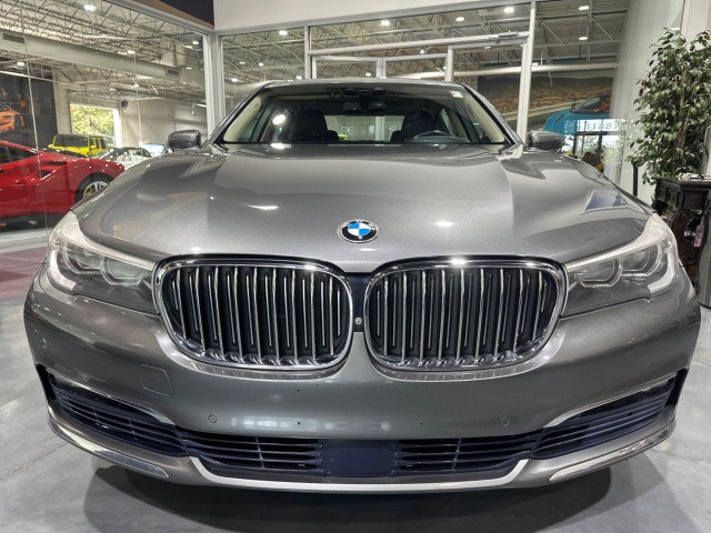 Used 2016 BMW 740i w/ Executive Package 2 RWD image 22