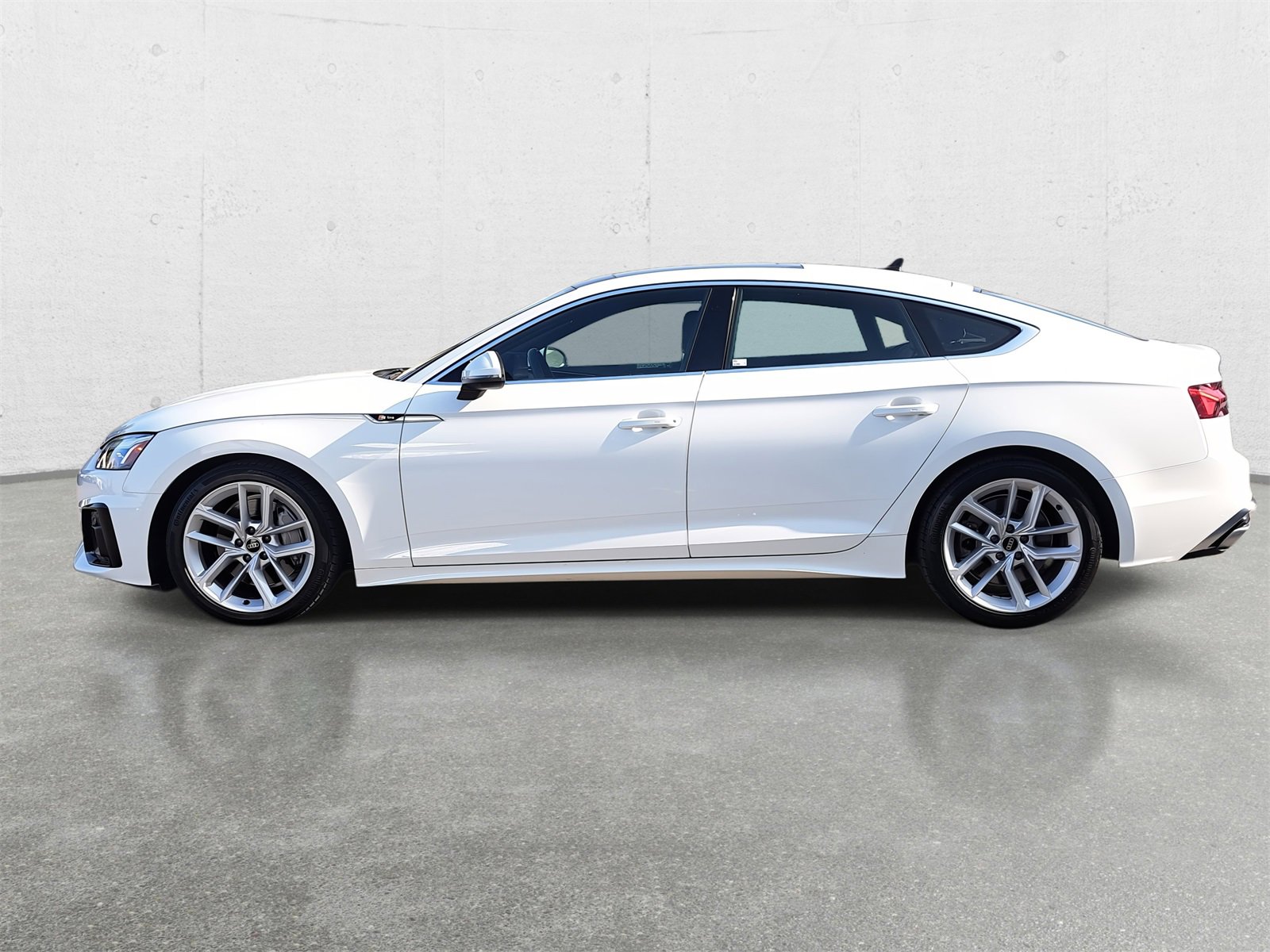 Used 2023 Audi A5 2.0T Premium w/ Convenience Package image 8