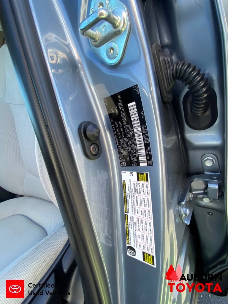 Certified 2024 Toyota Corolla Cross LE AWD/4WD image 32