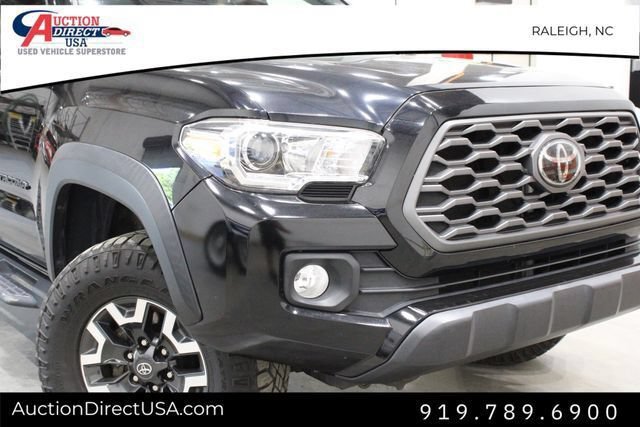 Used 2021 Toyota Tacoma TRD Off-Road AWD/4WD image 47