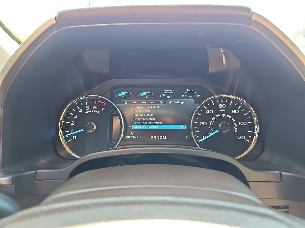 Used 2020 Ford F150 Lariat w/ Max Trailer Tow Package image 22