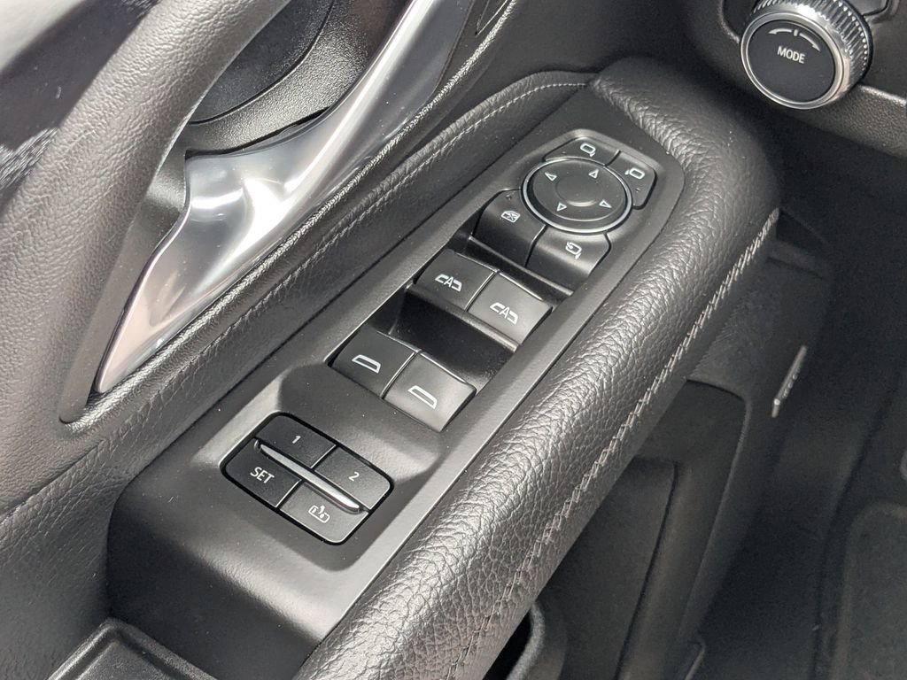 Used 2023 GMC Yukon Denali image 21