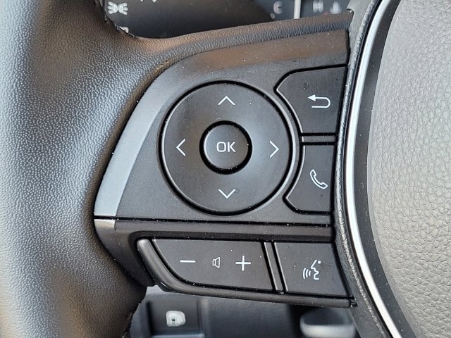 Certified 2025 Toyota Corolla SE w/ Convenience Package FWD image 29