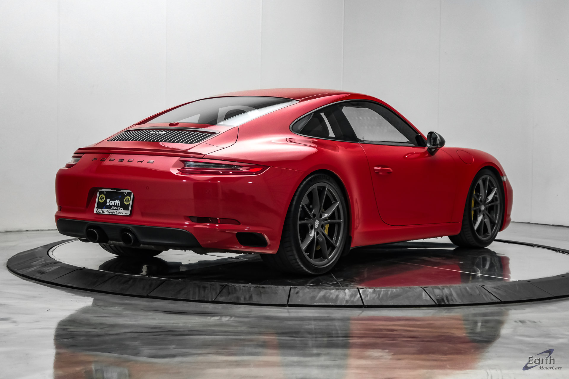 Used 2018 Porsche 911 Carrera T RWD image 16