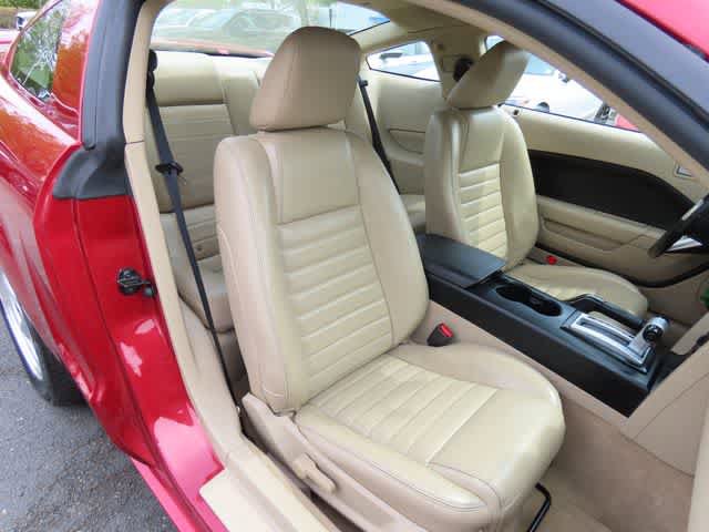 Used 2007 Ford Mustang GT Premium RWD image 14