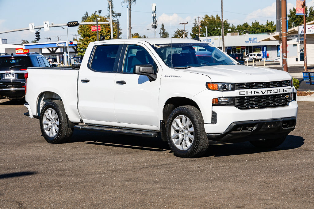 Used 2019 Chevrolet Silverado 1500 Custom w/ Custom Value Package AWD/4WD image 5
