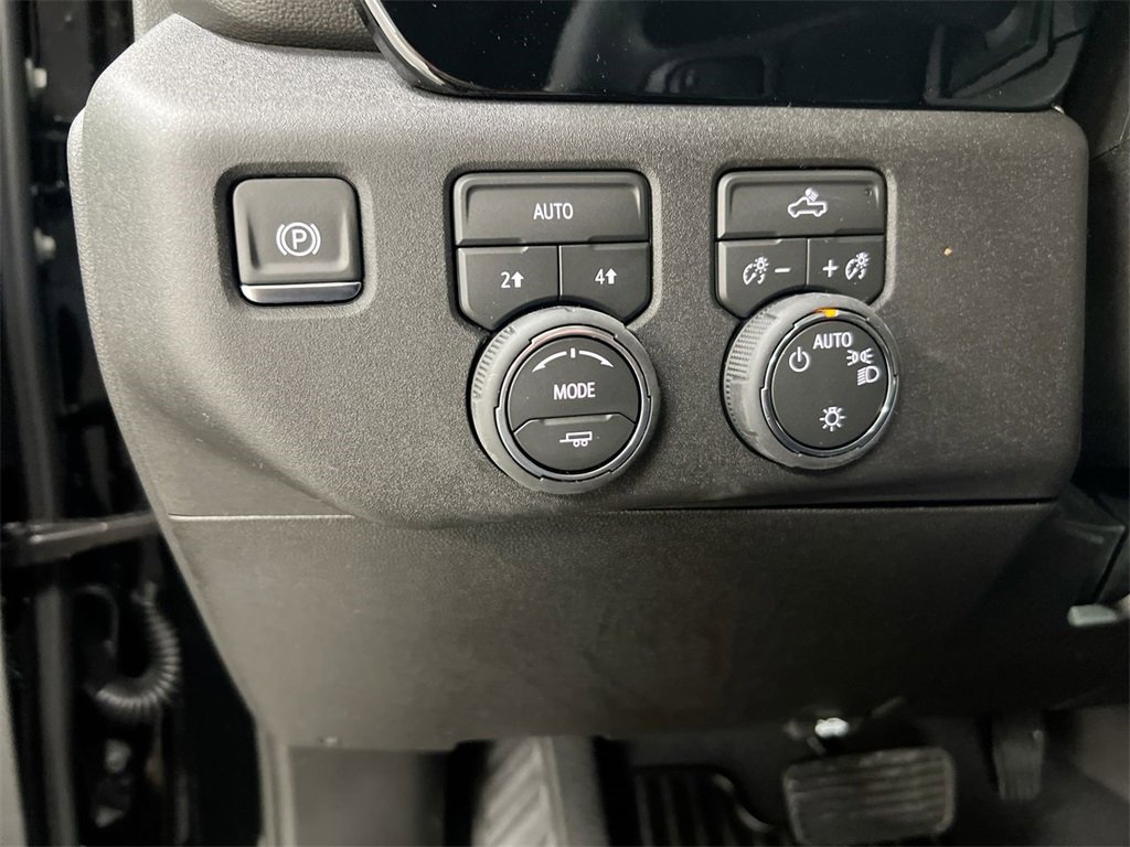 New 2026 Chevrolet Silverado 1500 LT image 18