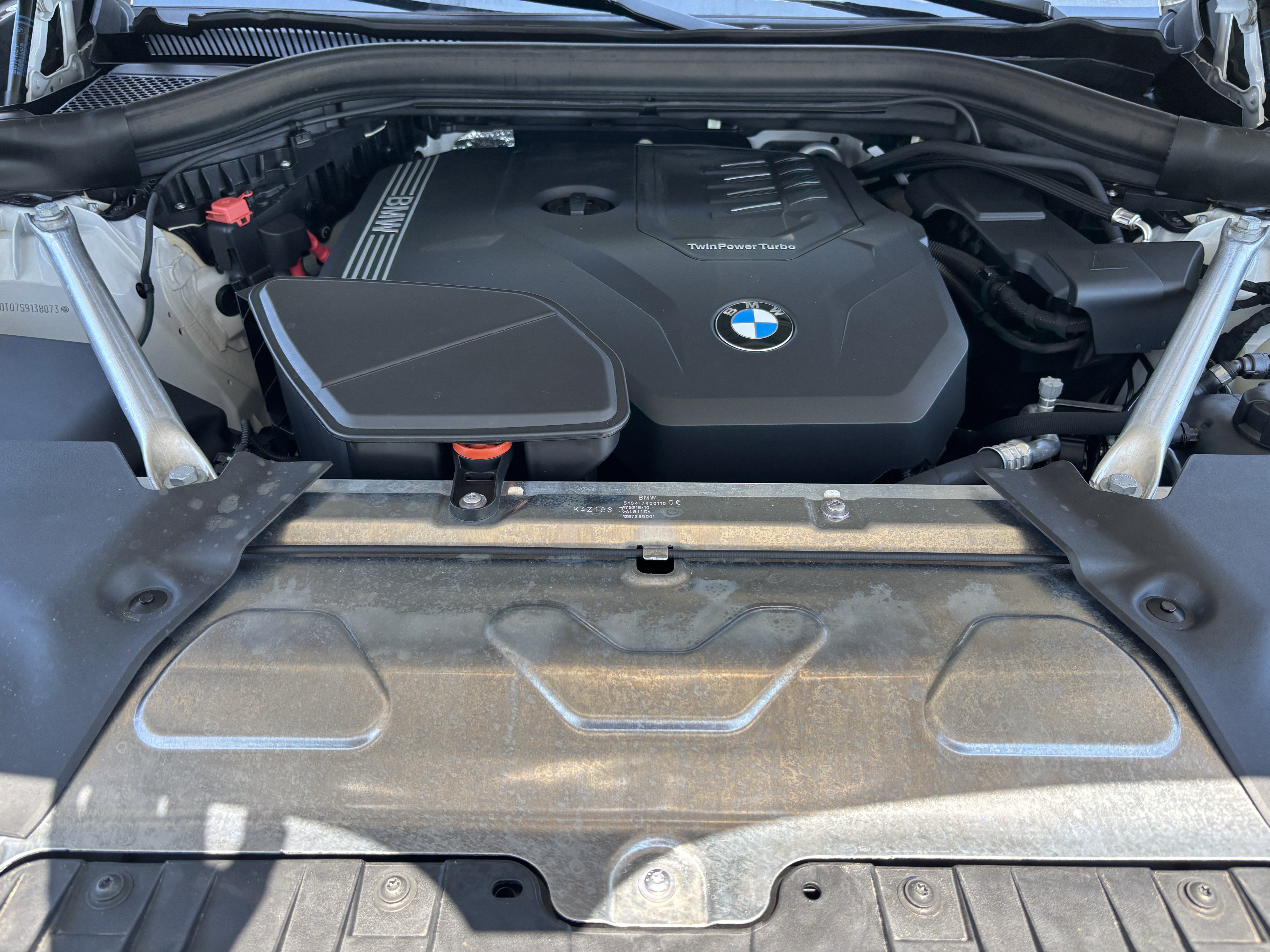 Used 2025 BMW X4 xDrive30i AWD/4WD image 36
