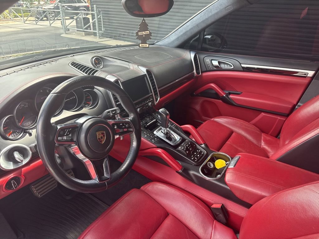 Used 2016 Porsche Cayenne GTS AWD/4WD image 4