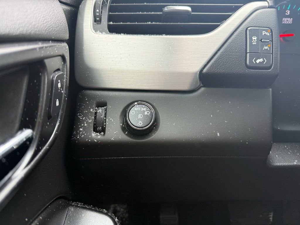 Used 2018 GMC Yukon SLT image 15