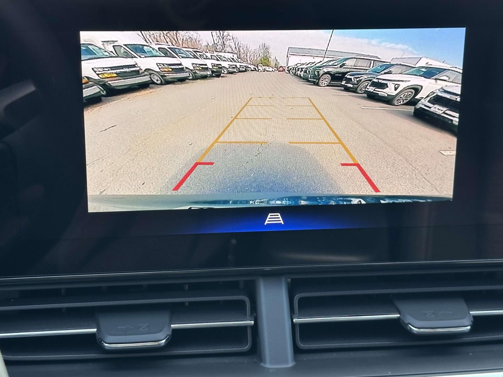 New 2026 Chevrolet Trax LT w/ Driver Confidence Package FWD image 11