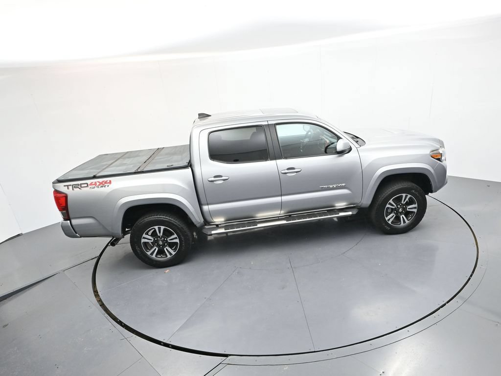 Used 2016 Toyota Tacoma TRD Sport w/ Premium & Technology Package AWD/4WD image 32