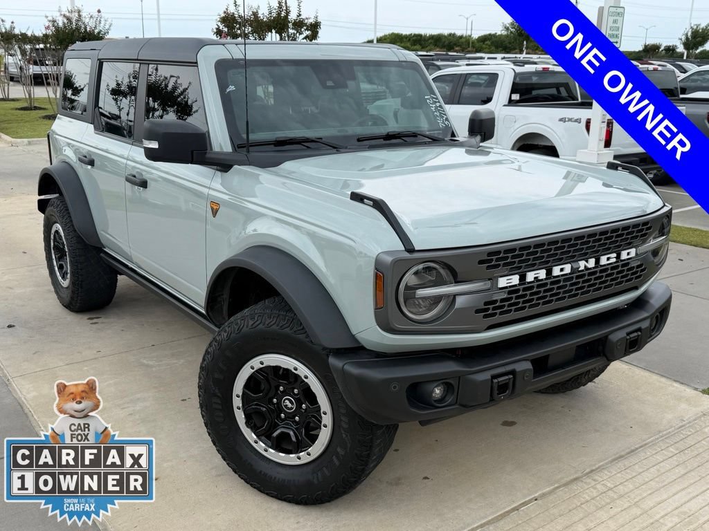 Used 2023 Ford Bronco Badlands w/ Sasquatch Package AWD/4WD image 4