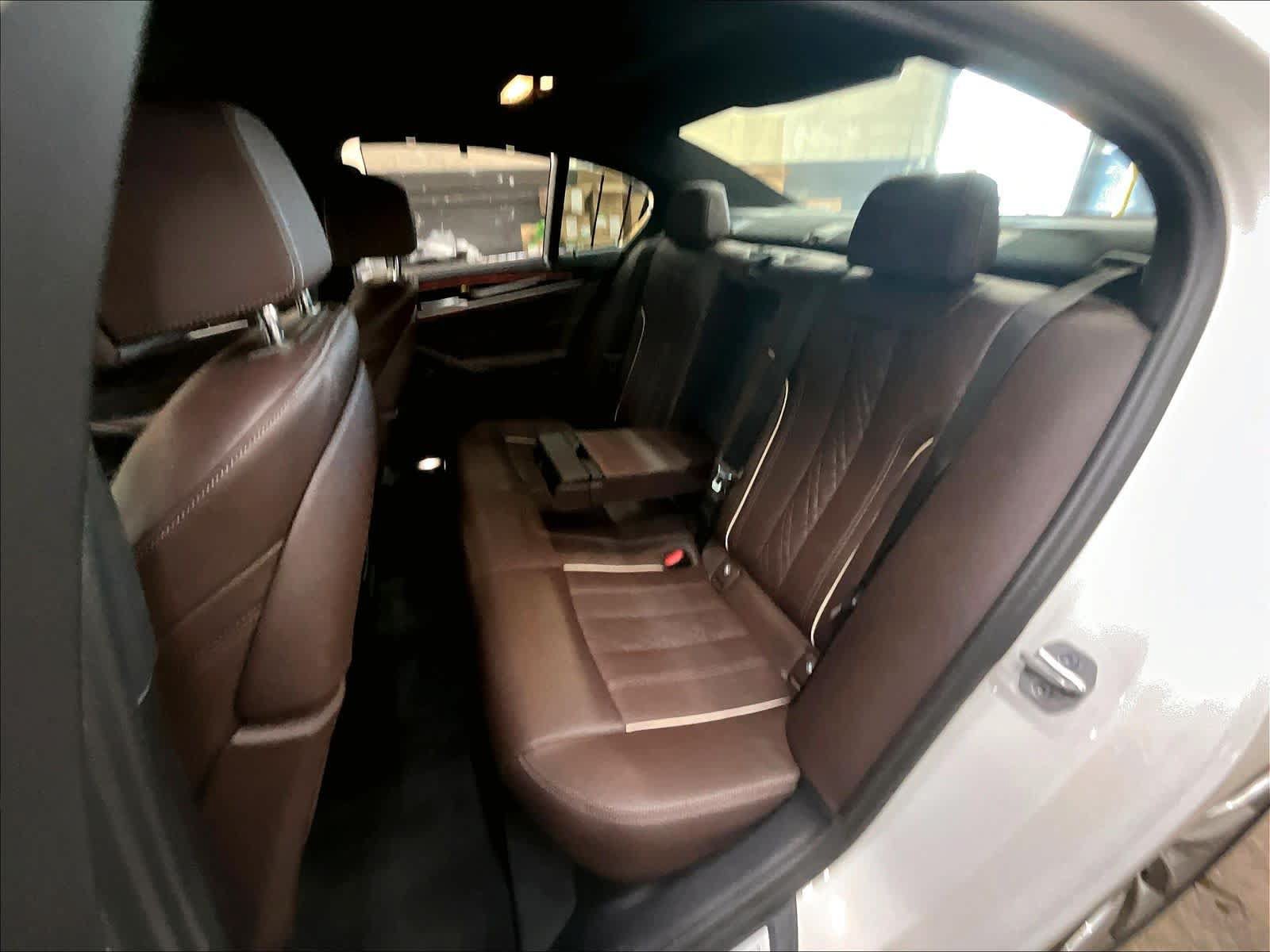 Used 2023 BMW 530i w/ Executive Package RWD image 29