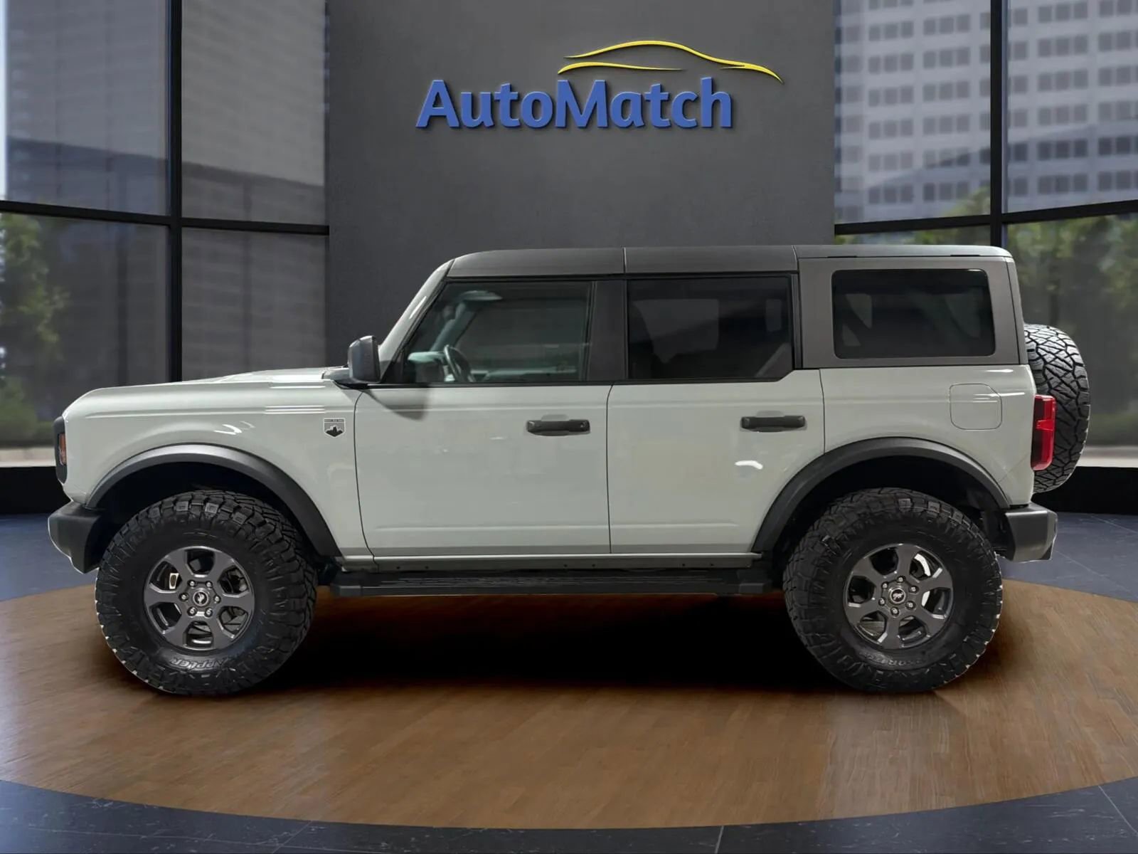 Used 2024 Ford Bronco Big Bend image 7