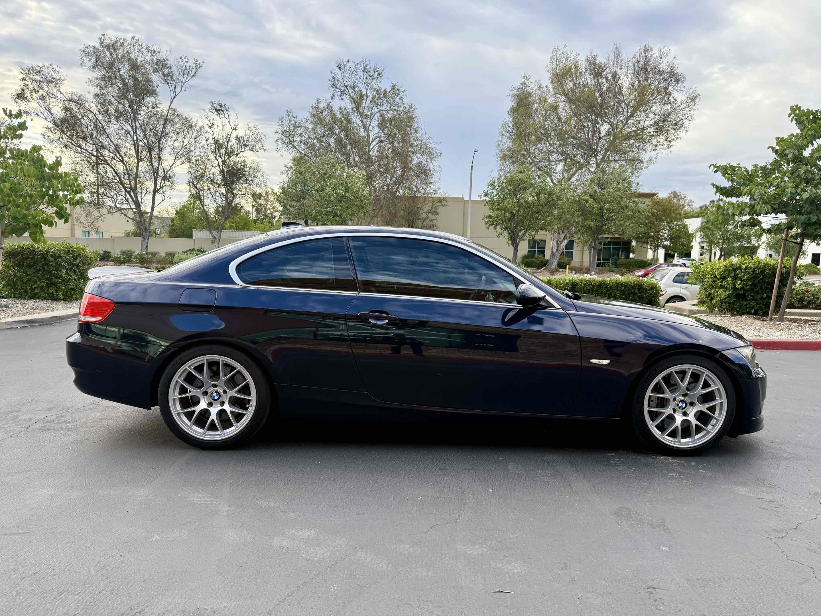 Used 2007 BMW 335i Coupe RWD image 9