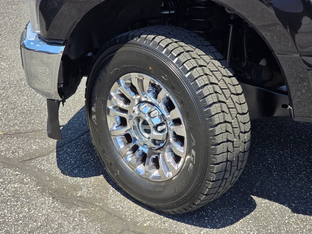 Used 2022 Ford F250 XLT w/ XLT Premium Package AWD/4WD image 26