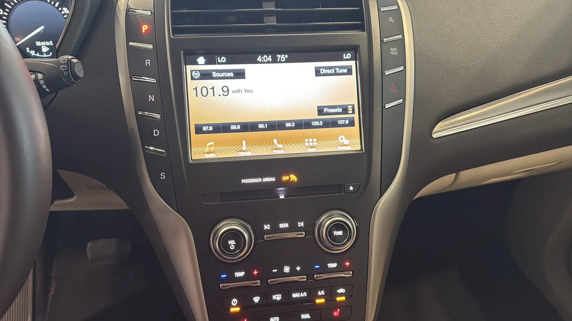 Used 2018 Lincoln MKC Premiere FWD image 20