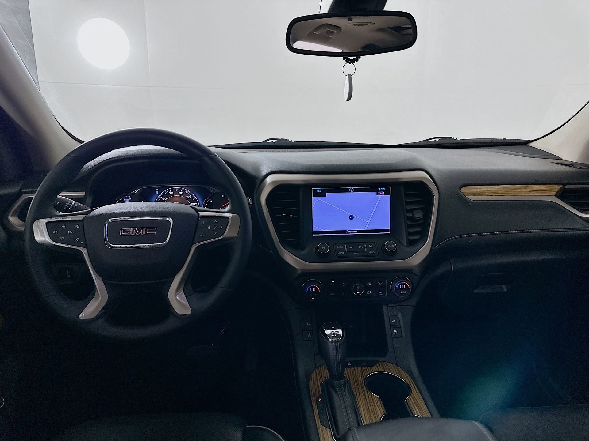 Used 2017 GMC Acadia Denali FWD image 25