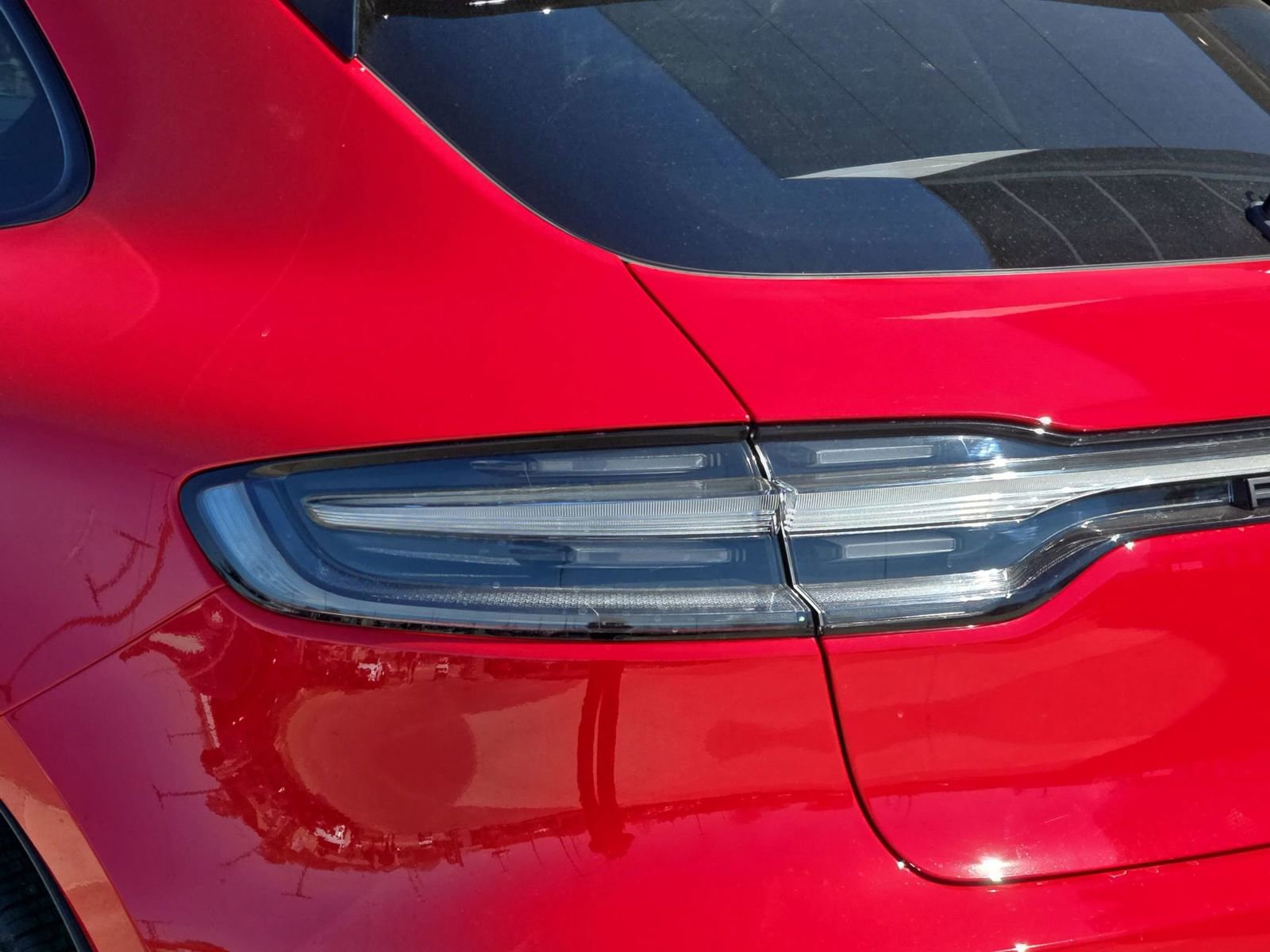 Certified 2026 Porsche Macan GTS image 12