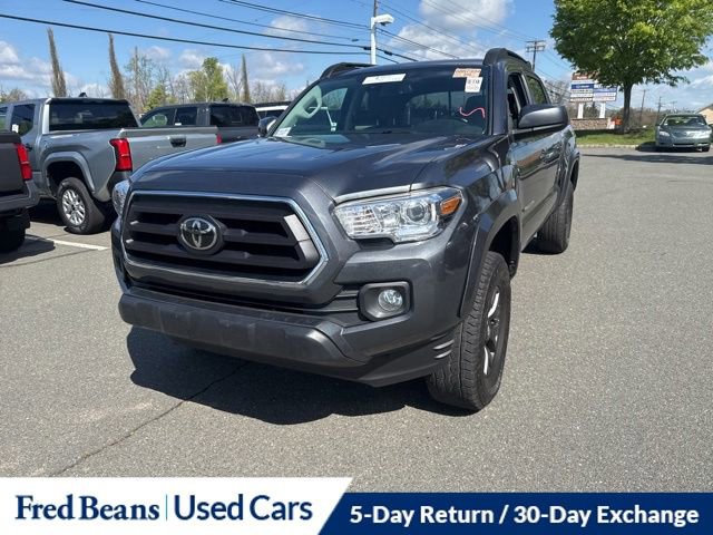 Used 2020 Toyota Tacoma SR5 AWD/4WD image 16