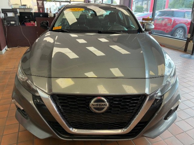 Used 2021 Nissan Altima 2.5 S w/ Driver Assist Package image 3